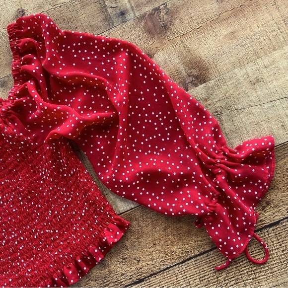ADORABLE Red White Polka Dot Smocked Crop Top - Picture 4 of 9